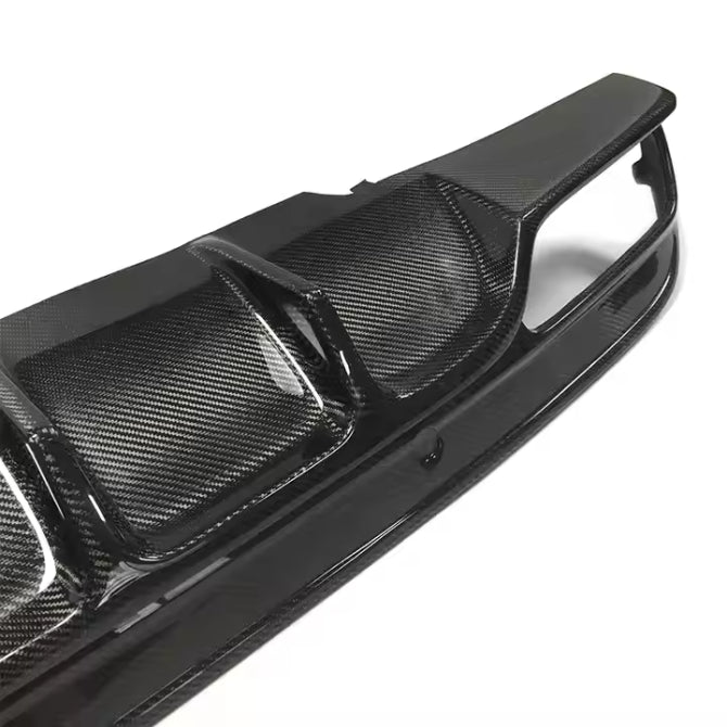 W205 Sedan (Pre Facelift) Carbon Fiber Rear Diffuser